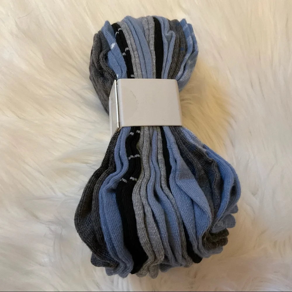Vince Camuto Low Cut Socks - NWT - 20 Pairs